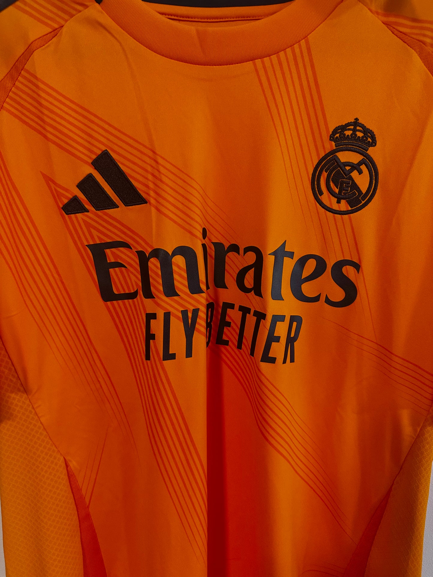 Real Madrid 2024/25 Away Large *BNWT*