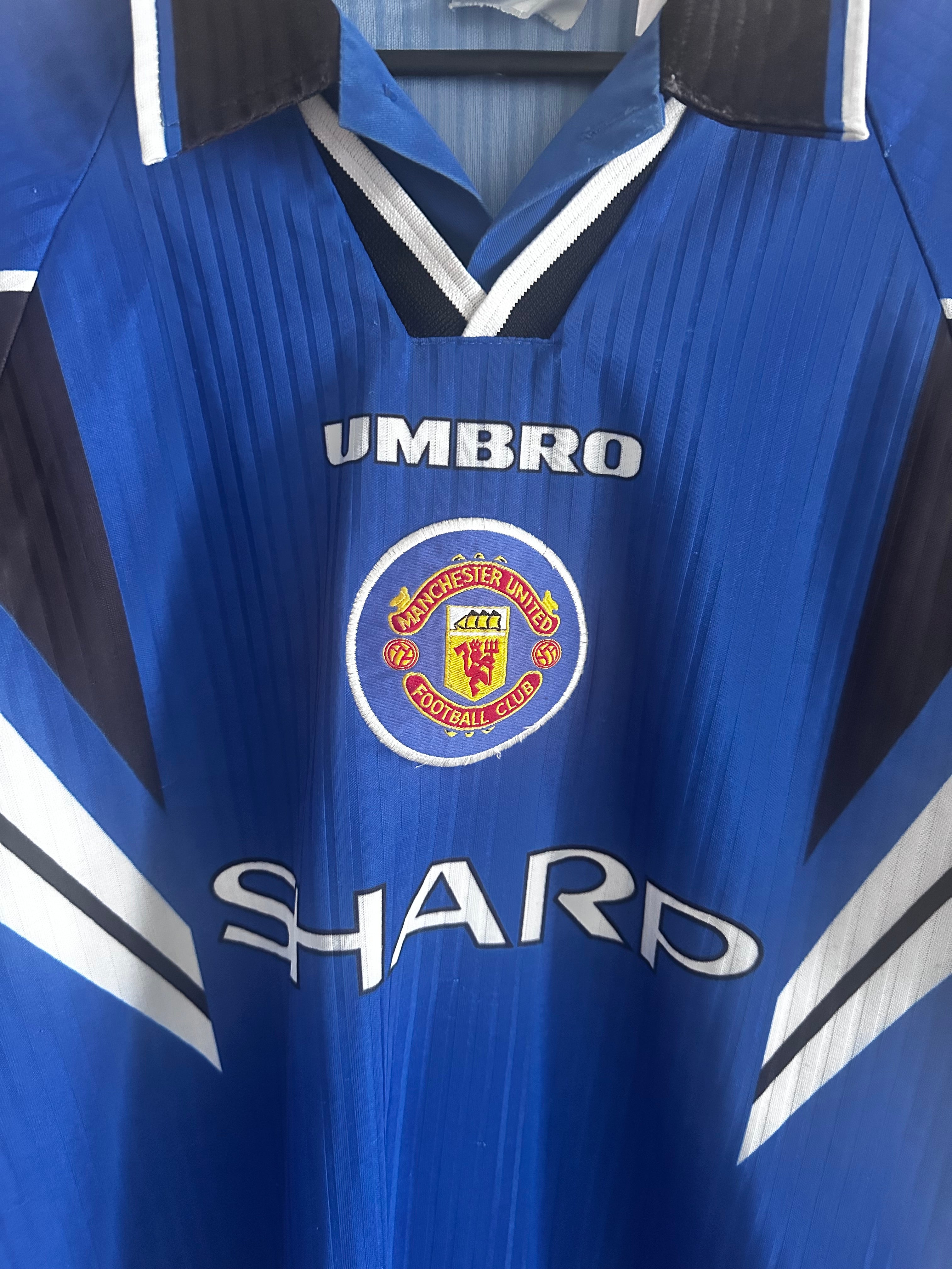 Manchester United 1996/97 Third XL – AwayDaysKits