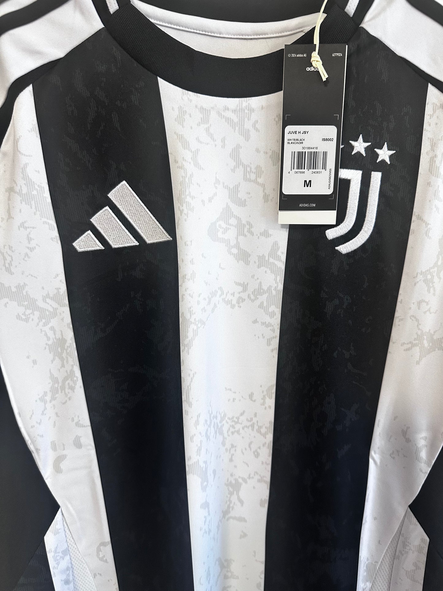 Juventus 2024/25 Home Medium *BNWT*