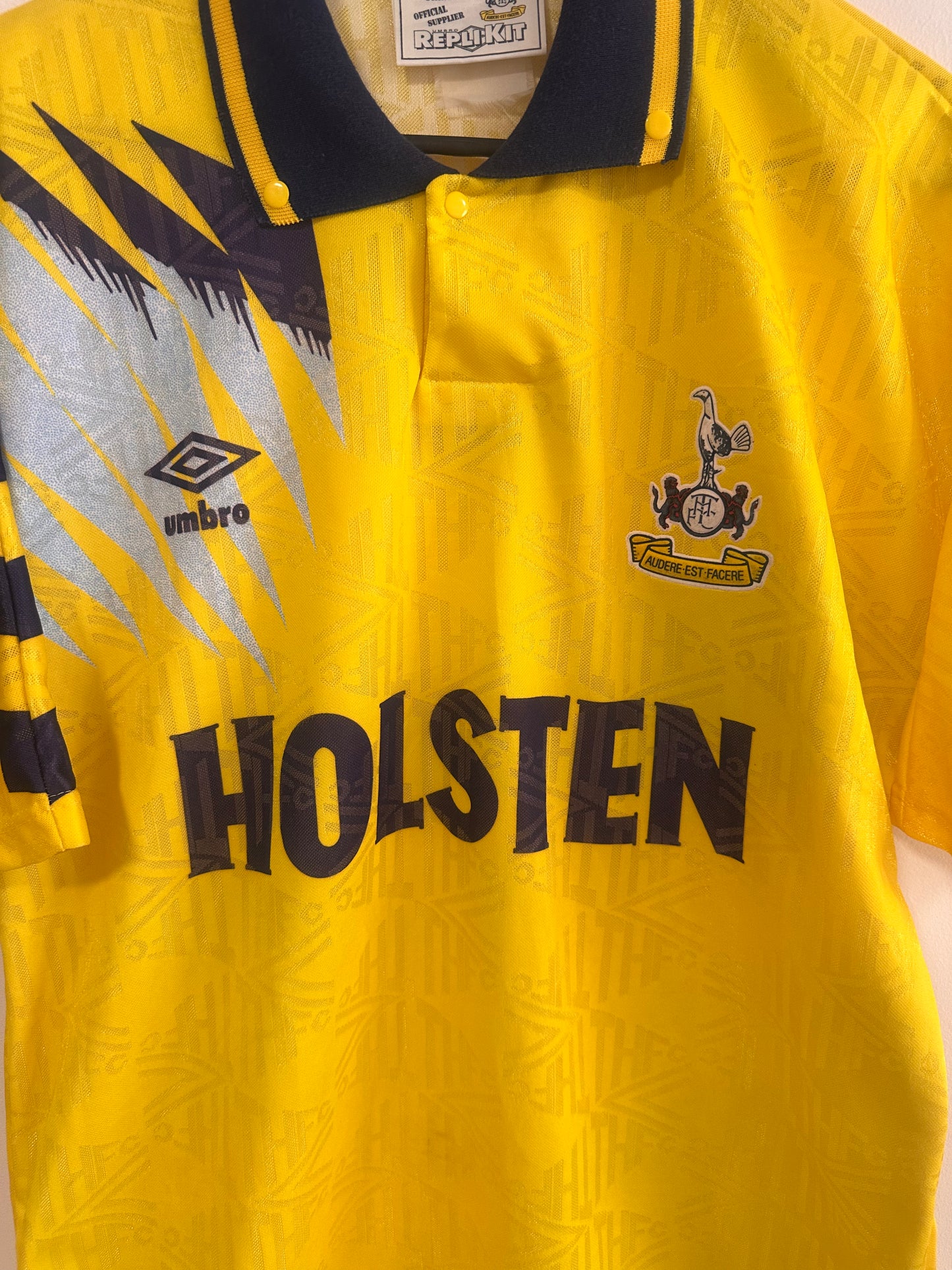 Tottenham Hotspur 1991/95 Away Large